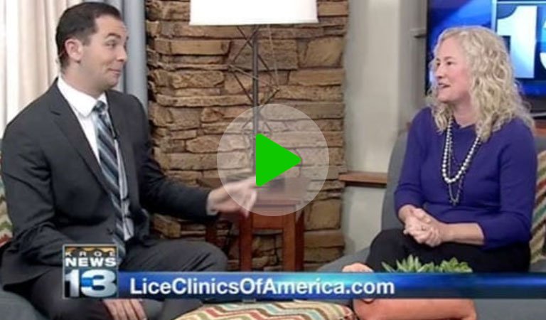 Newsbroadcaster sitting down on a couch with a clinic owner